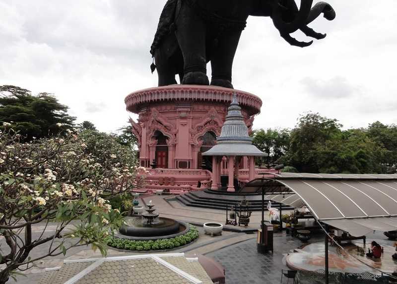 Бангкок национальный музей Эраван